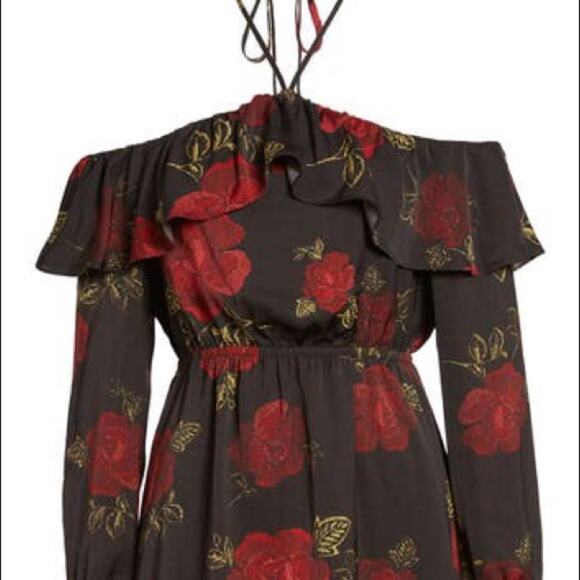New Cupcakes and Cashmere Off Shoulder Dress - Picture 6 of 9